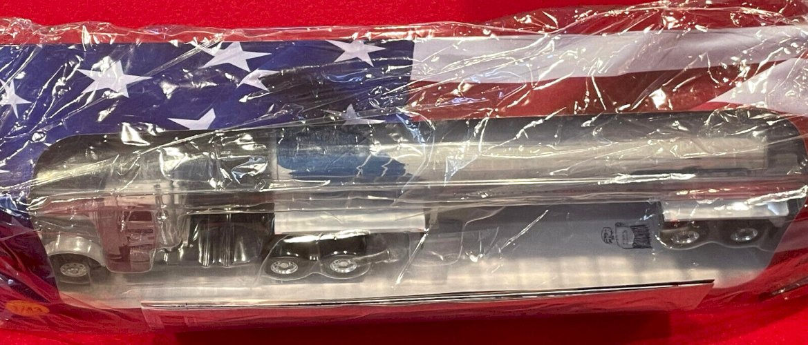 Freightliner FLC 120 64T Cryoro 1/43 Altaya