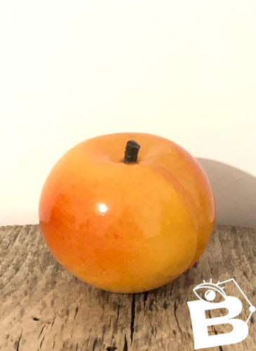 Fruit déco ou presse papier rétro vintage