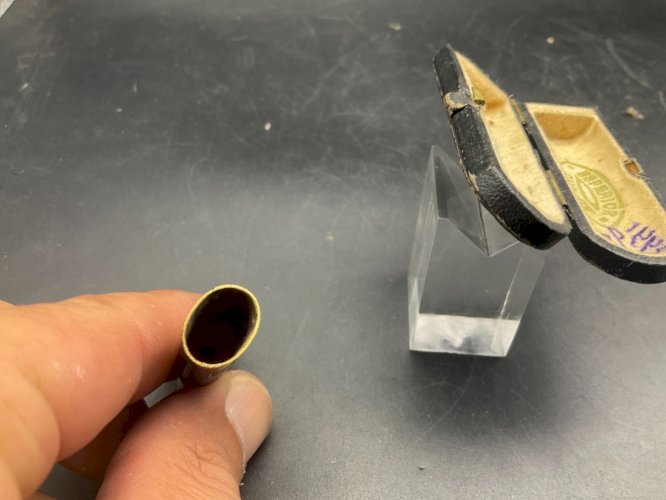 Fume cigare or Tolède décor égyptien .