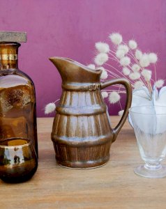 Gabrielle, the earthenware pitcher No. 97