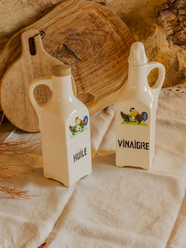 Gabrielle, le lot de 2 bouteilles en faïence N°148