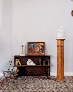 Gaëlle, the dark wood shelf No. 278