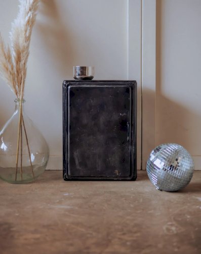 Gaëlle, l'étagère murale en métal N°704