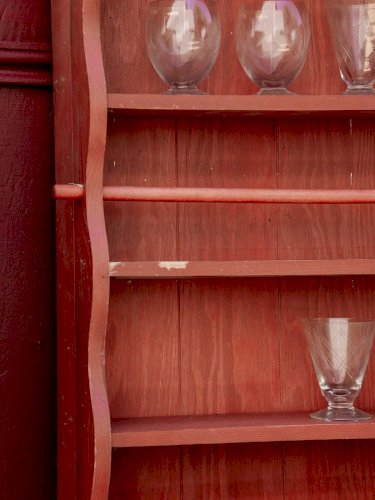 Gaëlle, l'étagère rouge en bois N°97