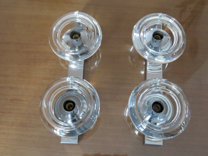 GAETANO SCIOLARI PAIRE DAPPLIQUES DOUBLES EN METAL CHROME ET VERRE ANNEES 60 70