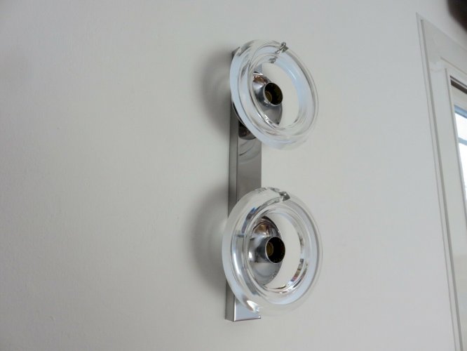 GAETANO SCIOLARI PAIRE DAPPLIQUES DOUBLES EN METAL CHROME ET VERRE ANNEES 60 70