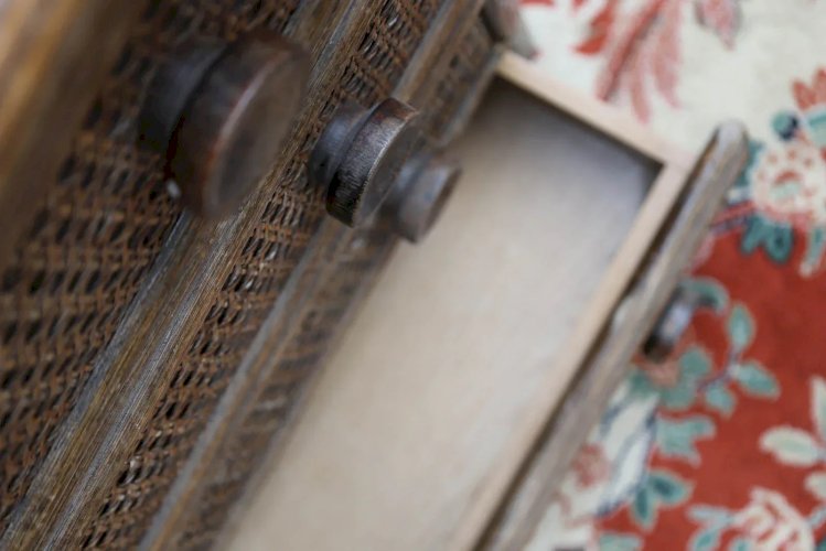 Garance, la commode cannée en bambou N°210