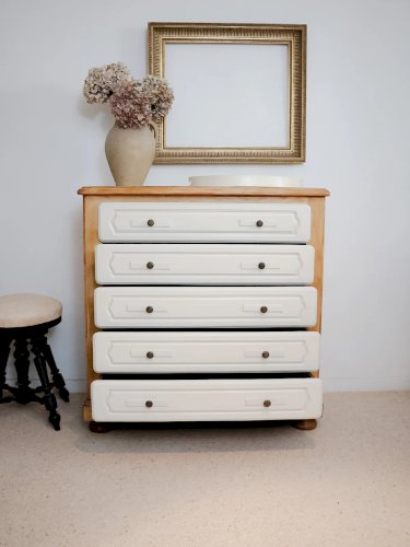 Garance, la grande commode en chêne N°216