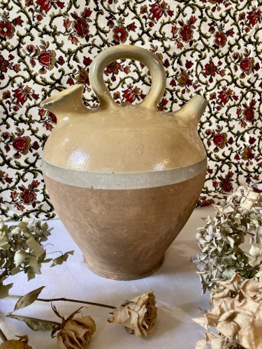 Gargoulette en terre cuite émaillée jaune