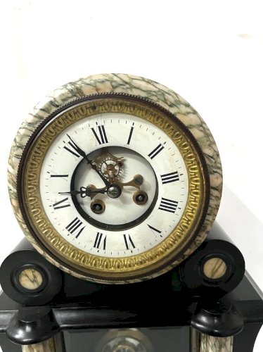 Garniture de cheminée Napoléon III en marbre XIX siècle