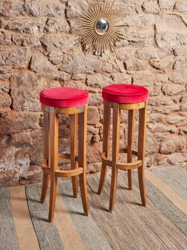 Gaston, la paire de tabourets de bar en bois N°120