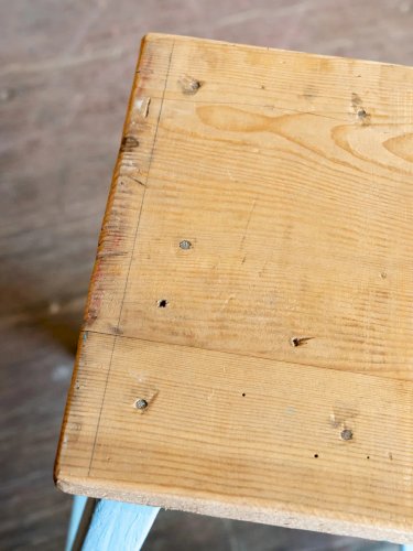 Gaston, le tabouret de bar bleu N°12