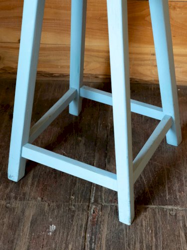 Gaston, le tabouret de bar bleu N°12