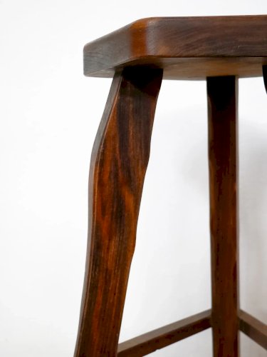 Gaston, le tabouret de bar en bois N°128