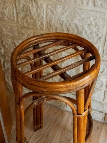 Gaston, le tabouret de bar en rotin N°116