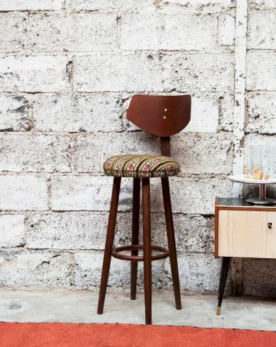 Gaston, le tabouret de bar fleuri N°102