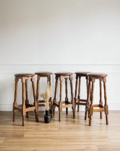 Gaston, le tabouret de bar N°106