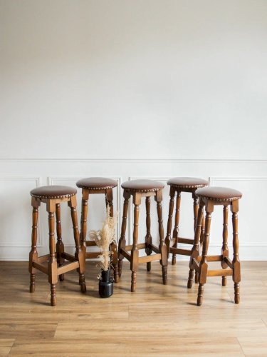 Gaston, le tabouret de bar N°106