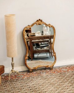 Georges, the large golden mirror No. 914