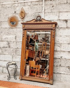 Georges, the large wooden mirror No. 714