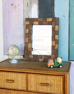 Georges, the wooden mirror No. 623