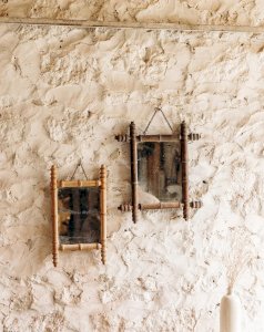 Georges, the wooden mirror No. 645