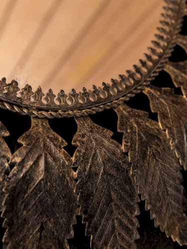 Georges, le miroir en métal N°660