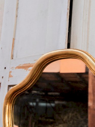 Georges, le miroir incurvé doré N°855