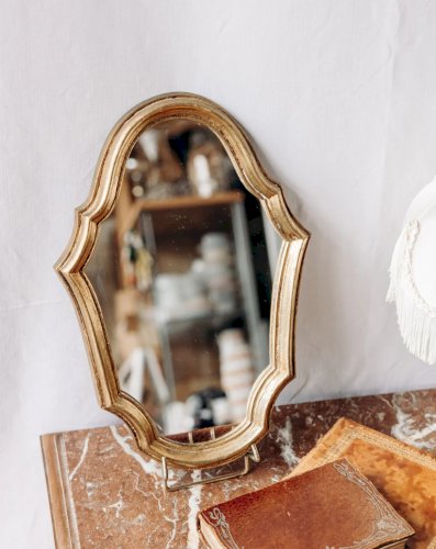 Georges, le petit miroir doré N°979