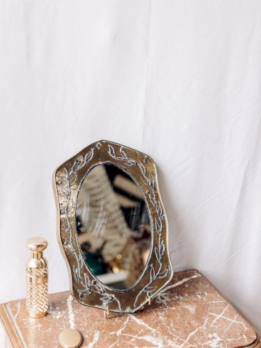 Georges, le petit miroir en laiton N°980