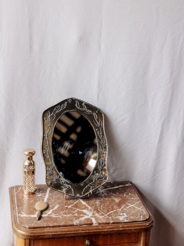 Georges, le petit miroir en laiton N°980