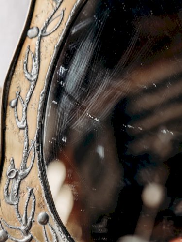 Georges, le petit miroir en laiton N°980