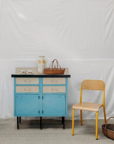 Gilbert, le buffet bleu en formica N°451