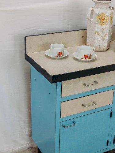 Gilbert, le buffet bleu en formica N°451