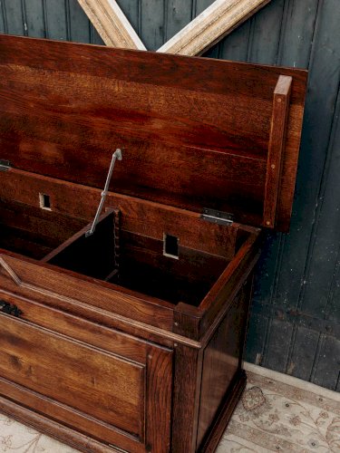 Gilbert, le buffet coffre en bois N°487