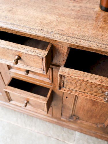 Gilbert, le buffet de métier en chêne massif N°684