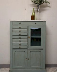 Gilbert, le buffet en bois et marbre N°615