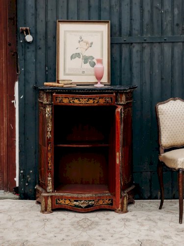 Gilbert, le buffet en bois et marbre noir N°688