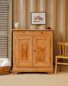 Gilbert, the wooden buffet No. 521