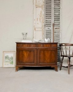 Gilbert, the wooden sideboard No. 582