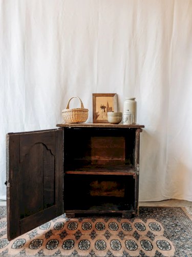 Gilbert, le confiturier en bois foncé N°545