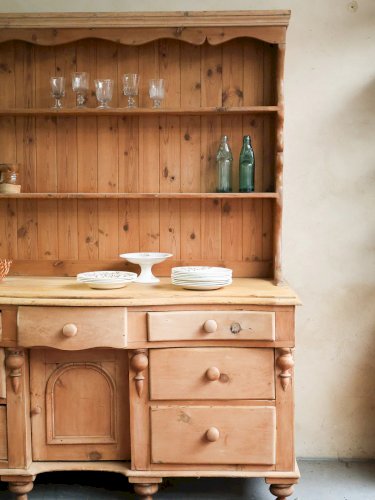 Gilbert, le grand buffet campagnard en pin N°687