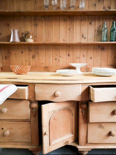 Gilbert, le grand buffet campagnard en pin N°687