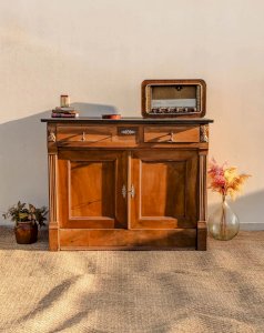 Gilbert, the large light wood sideboard No. 620