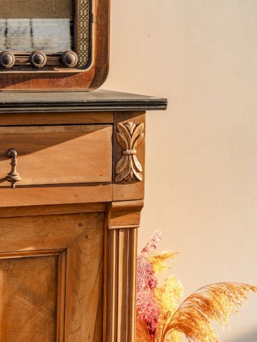 Gilbert, le grand buffet en bois clair N°620