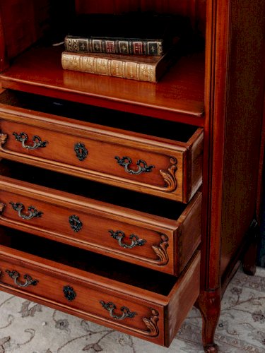 Gilbert, le meuble d'appoint en bois N°488