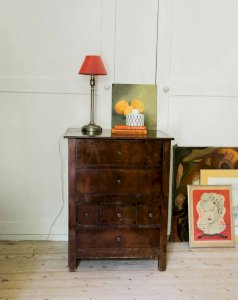 Gilbert, the small buffet No. 284