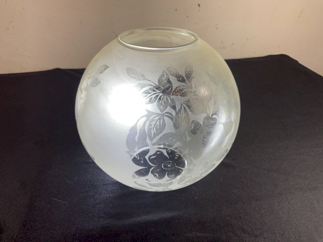 GLOBE DE LAMPE A PETROLE EN VERRE DÉCOR FLORAL