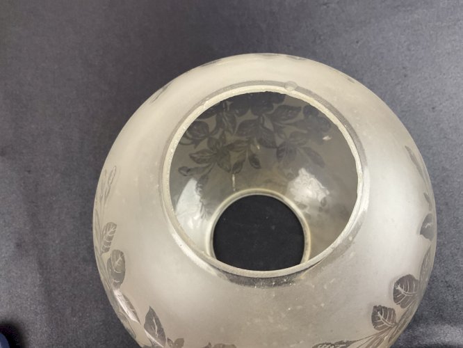 GLOBE DE LAMPE A PETROLE EN VERRE DÉCOR FLORAL