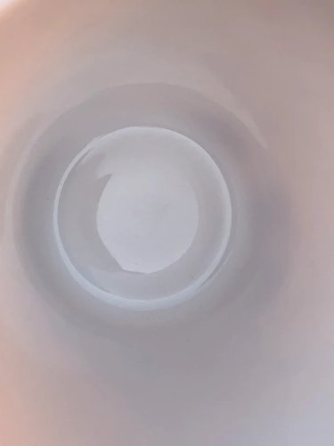 Gobelet rétro vintage Yves Rocher en opaline motifs petites fleurs